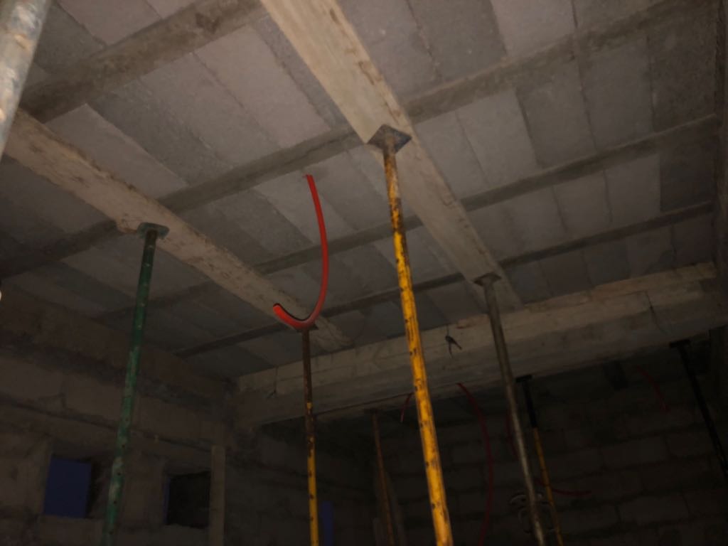Coulage du plancher intérieur